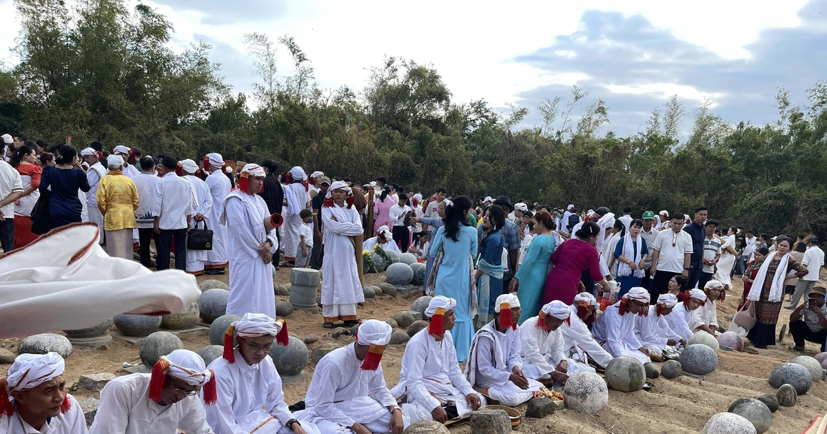 Tết Ramưvan - nét đẹp văn hóa đoàn viên của người Chăm ở Khánh Hòa - Vietnam+ (VietnamPlus)