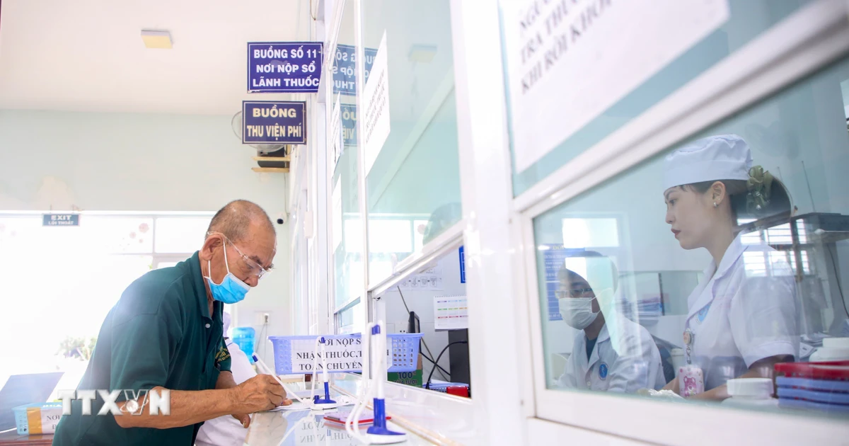 Siết giám định, kiểm soát chặt chi phí khám chữa bệnh bảo hiểm y tế