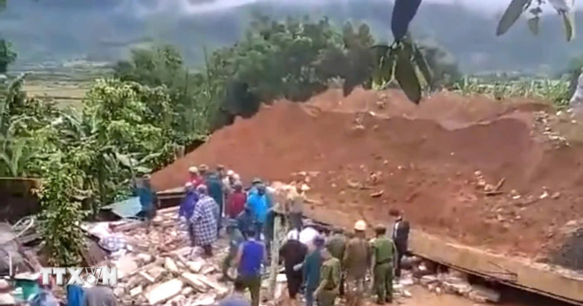 Đắk Lắk: Sập nhà dân khiến 2 người tử vong, 3 người bị thương