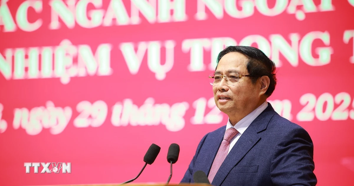 Thủ tướng: Phải đẩy mạnh triển khai chiến lược đối ngoại toàn diện ở tầm cao mới