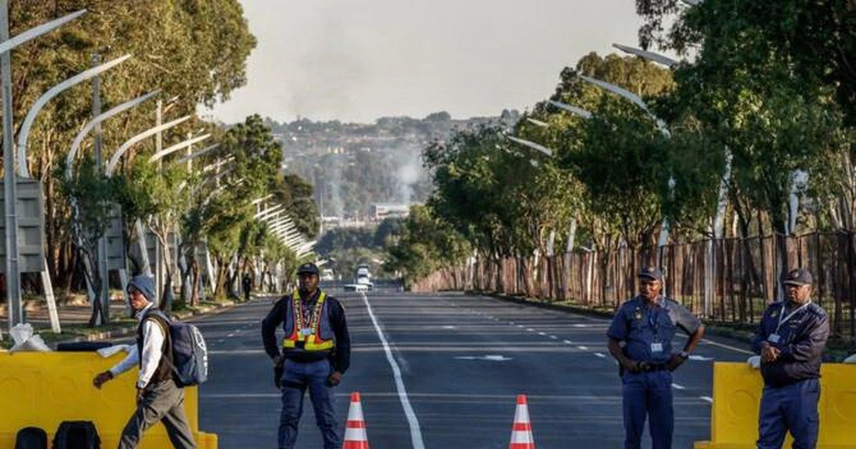 Vụ xả súng gây chấn động Nam Phi.