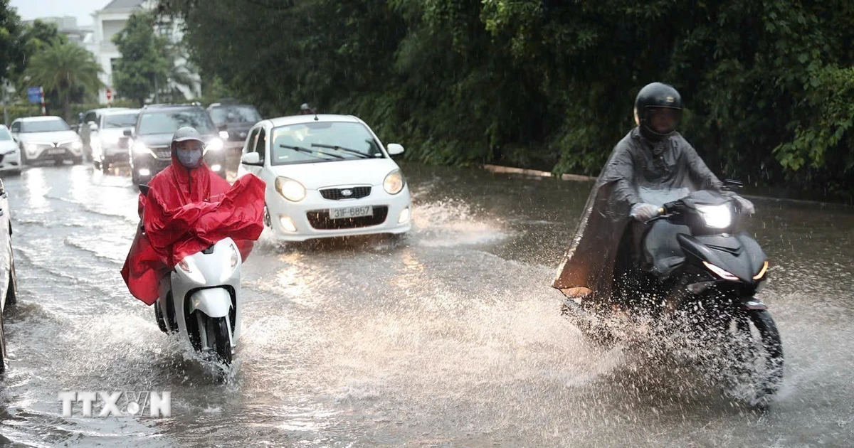 Thời tiết ngày 11/7: Mưa lớn diện rộng, cảnh báo lũ quét ở Bắc Bộ và Trung Bộ