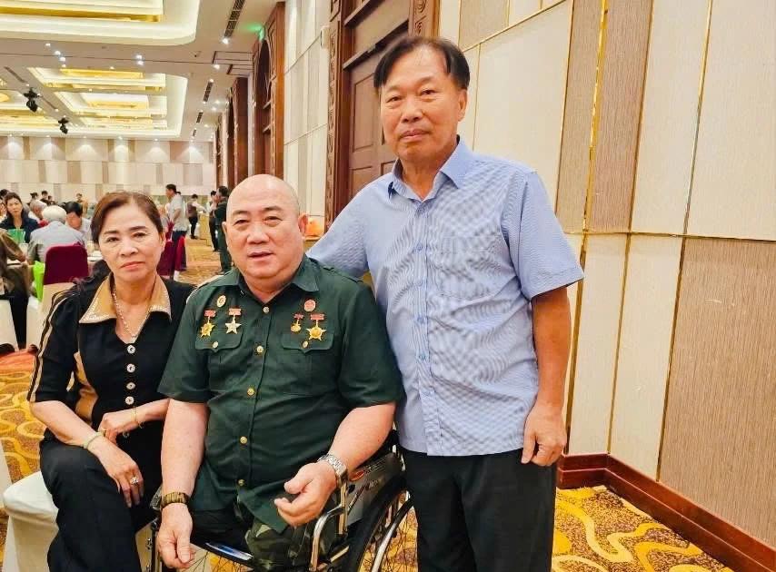 'Thắp lên Việt Nam': Ca khúc khơi dậy lòng biết ơn với các thương binh-liệt sỹ