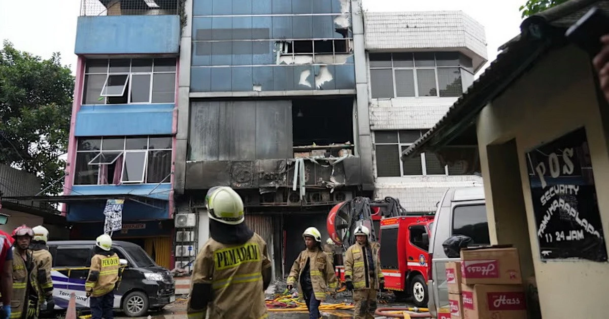 Hiện trường vụ hỏa hoạn tại Jakarta, Indonesia ngày 9/12.