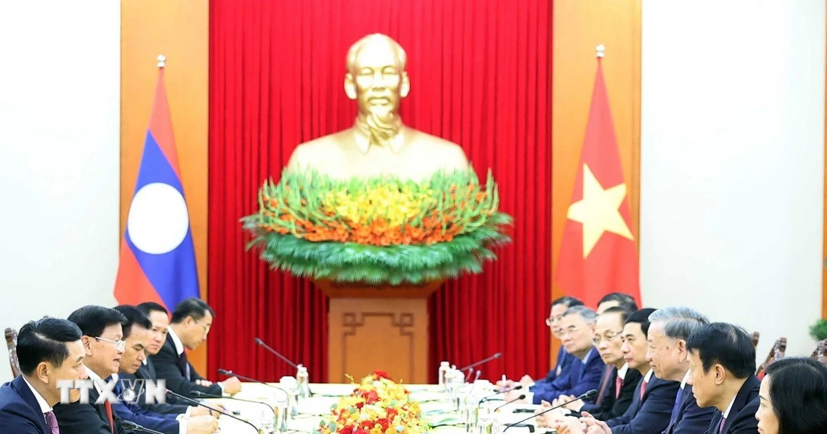 Tổng Bí thư: Vun đắp và phát triển quan hệ đặc biệt Việt-Lào ngày càng bền chặt