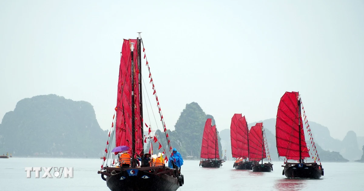 Du lịch Quảng Ninh tăng tốc nửa cuối năm, hướng tới mục tiêu gần 69.000 tỷ đồng