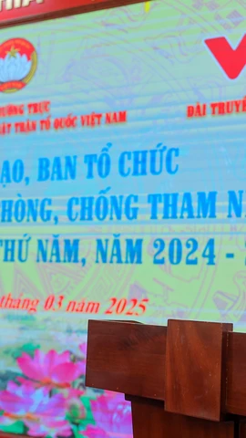 Bà Nguyễn Thị Thu Hà Phó Chủ tịch, Tổng Thư ký Ủy ban Trung ương Mặt trận Tổ quốc Việt Nam phát biểu tại cuộc họp. (Ảnh: Hoài Nam/Vietnam+)