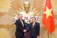 Chủ tịch Quốc hội Trần Thanh Mẫn tiếp Thượng Nghị sỹ Hoa Kỳ Steve Daines. (Ảnh: Doãn Tấn/TTXVN)