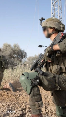 Binh sỹ Israel tham gia chiến dịch quân sự tại Dải Gaza ngày 25/4/2024. (Ảnh: THX/TTXVN)