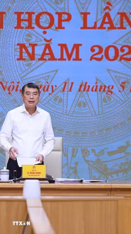 Thủ tướng Lê Minh Hưng, Trưởng Ban Chỉ đạo chủ trì Phiên họp lần thứ ba của Ban Chỉ đạo về phát triển khoa học, công nghệ, đổi mới sáng tạo, chuyển đổi số và Đề án 06. (Ảnh: Dương Giang/TTXVN)