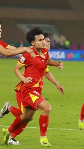 Minh Phúc số 21 ghi bàn ấn định tỷ số 3-2 cho U23 Việt Nam. (Ảnh: Nguồn AFC/TTXVN phát)