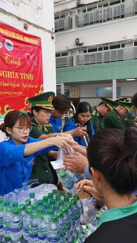 An Giang: Nồi cháo cho bệnh nhân nghèo của cán bộ Đồn Biên phòng Vĩnh Nguơn