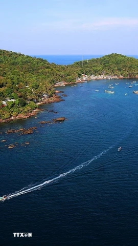 Vùng biển đảo phía nam đảo Phú Quốc. (Ảnh: Dương Giang/TTXVN)