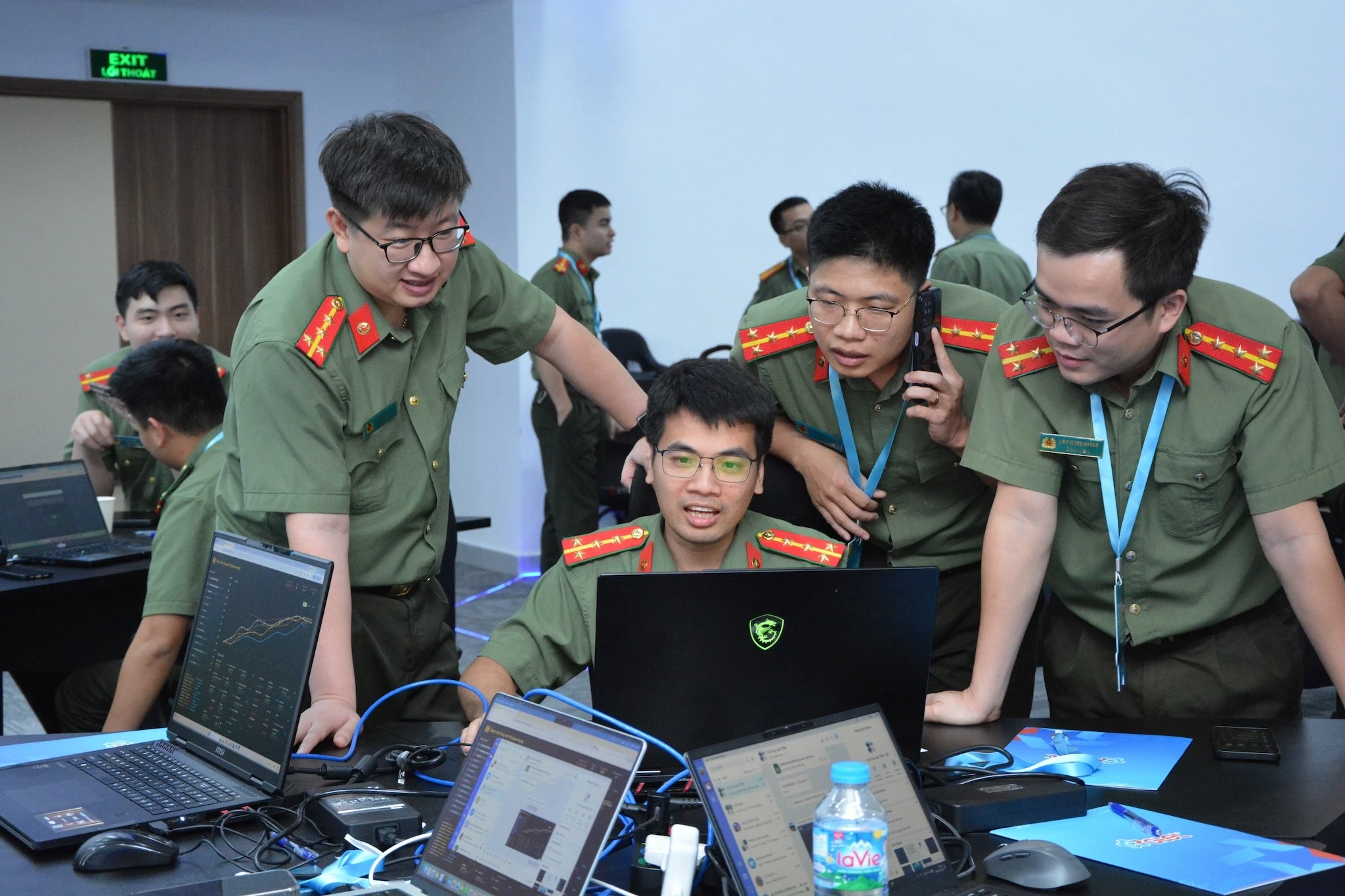 14 đội thi thử sức truy vết tội phạm mạng, nâng cao năng lực điều tra số
