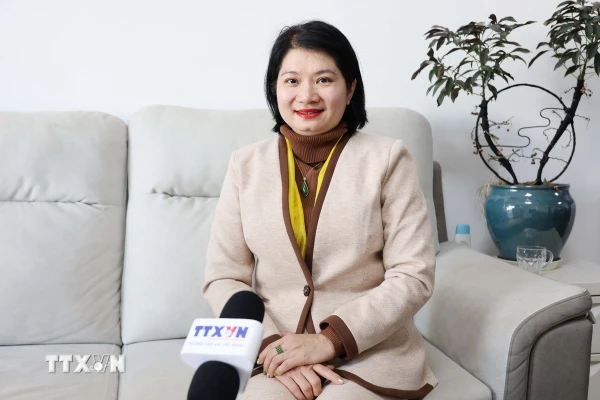 https://media.vietnamplus.vn/images/c34db8af82f87991fa732baa4c9e0f738e89a118e85c10800f1667978a1a67ec783eca81576132f78467aa02d20ee4f9b81cc02e8ad39d0721b4417e86f96300/ttxvn-pham-thi-thanh-loan.jpg.webp