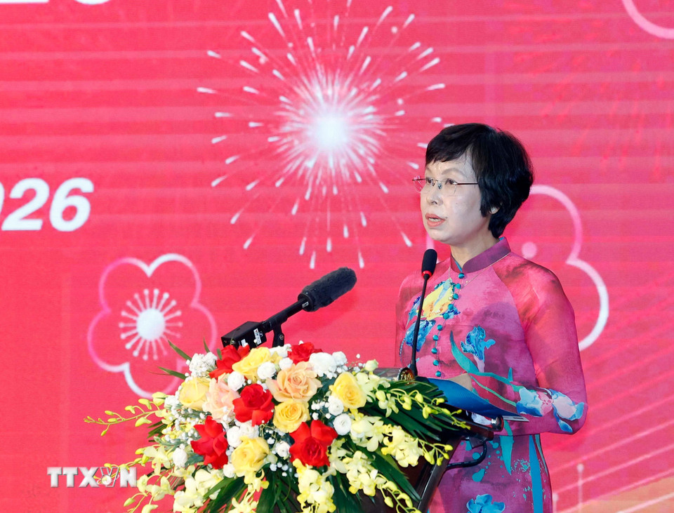 Tổng Giám đốc Vũ Việt Trang báo cáo kết quả thực hiện nhiệm vụ của TTXVN. (Ảnh: Thống Nhất/TTXVN)