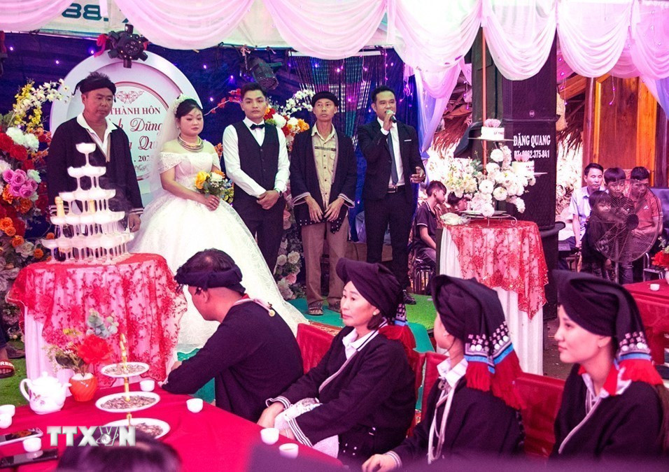 Đám cưới của người Dao Tiền tại Bản Sưng, xã Cao Sơn, tỉnh Phú Thọ. (Ảnh: Trọng Đạt/TTXVN)