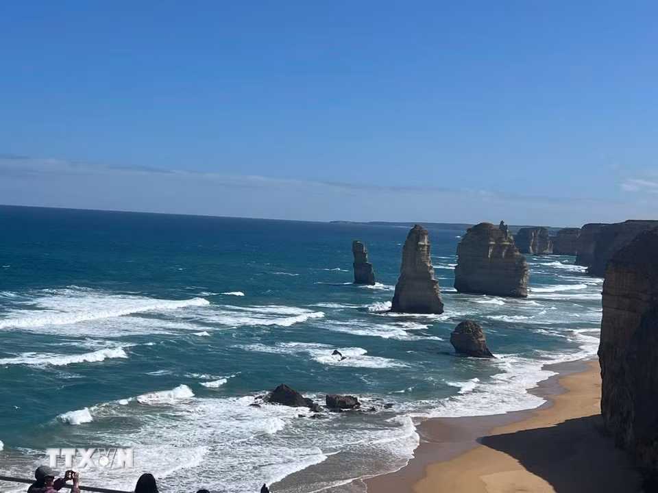 Bãi biển hoang sơ của Australia mùa đông. (Ảnh: Thanh Tú/TTXVN)
