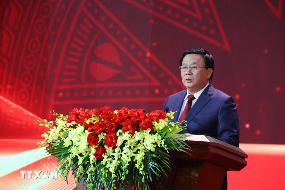 Đồng chí Nguyễn Xuân Thắng, Ủy viên Bộ Chính trị, Giám đốc Học viện Chính trị quốc gia Hồ Chí Minh, Chủ tịch Hội đồng Lý luận Trung ương, Phó Trưởng Ban Chỉ đạo 35 Trung ương, Trưởng Ban Chỉ đạo Cuộc thi phát biểu tổng kết Cuộc thi. (Ảnh: Văn Điệp/TTXVN)