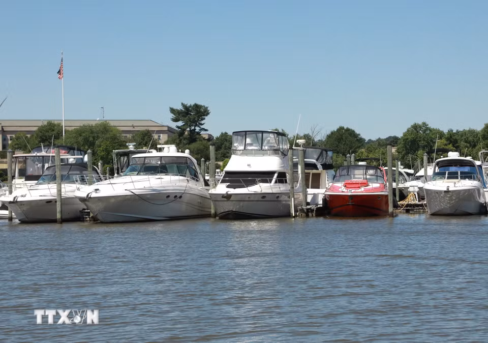Bến thuyền trên sông Potomac, góp phần tạo nên không gian sinh hoạt, giải trí và du lịch ven sông tại Washington, D.C. (Ảnh: Ngọc Quang/TTXVN)