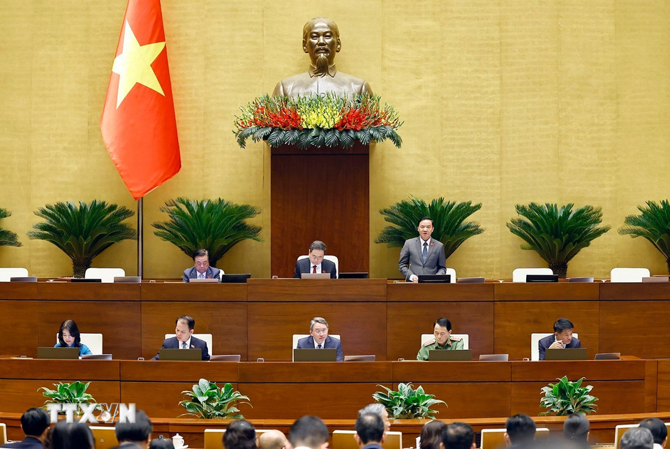 Phó Chủ tịch Quốc hội Nguyễn Khắc Định phát biểu. (Ảnh: Doãn Tấn/TTXVN)