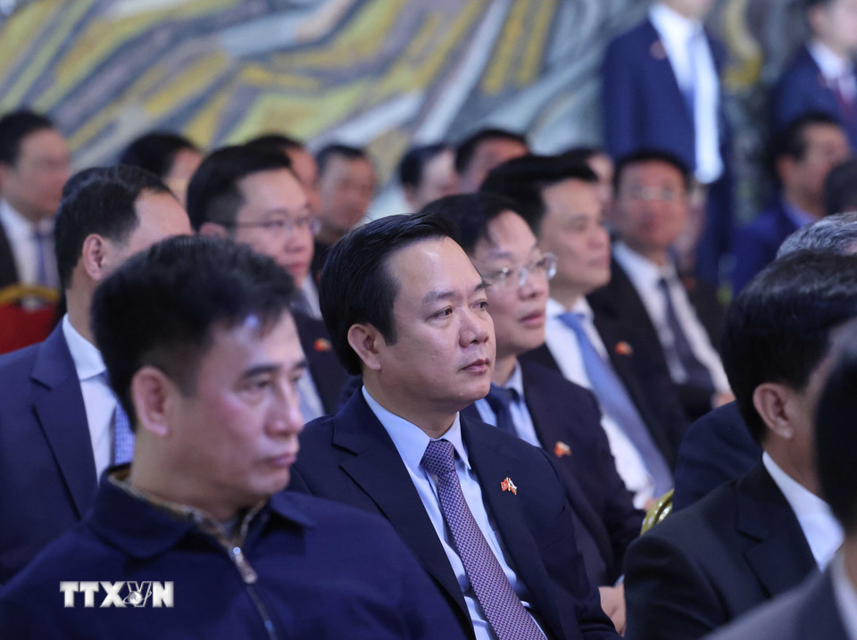 Các đại biểu xem biểu diễn nghệ thuật 2 nước Việt Nam-Bulgaria. (Ảnh: Thống Nhất/TTXVN)