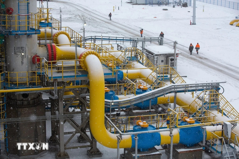 Hệ thống đường ống dẫn khí đốt tự nhiên Nord Stream 2 ở Ust-Luga, Nga. (Ảnh: Bloomberg/TTXVN)