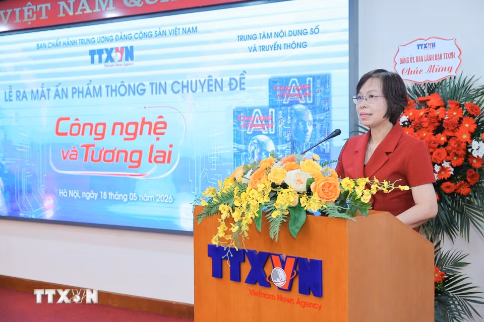 Đồng chí Vũ Việt Trang, Ủy viên Ban Thường vụ Đảng ủy các cơ quan Đảng Trung ương, Bí thư Đảng ủy, Tổng Giám đốc Thông tấn xã Việt Nam, Phó Trưởng Ban Tuyên giáo và Dân vận Trung ương phát biểu. (Ảnh: Lê Đông/TTXVN)
