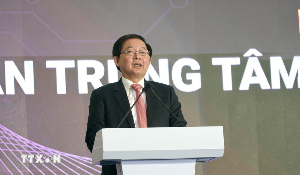 Phó Thủ tướng Chính phủ Hồ Quốc Dũng phát biểu tại lễ khởi công. (Ảnh: Sỹ Thắng/TTXVN)