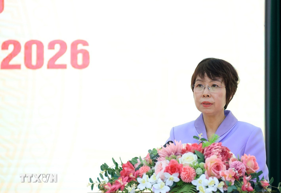 Bà Vũ Việt Trang, Ủy viên Ban Chấp hành Đảng bộ Chính phủ, Bí thư Đảng ủy, Tổng Giám đốc, Chủ tịch Liên Chi hội Nhà báo Thông tấn xã Việt Nam phát biểu. (Ảnh: Tuấn Anh/TTXVN)