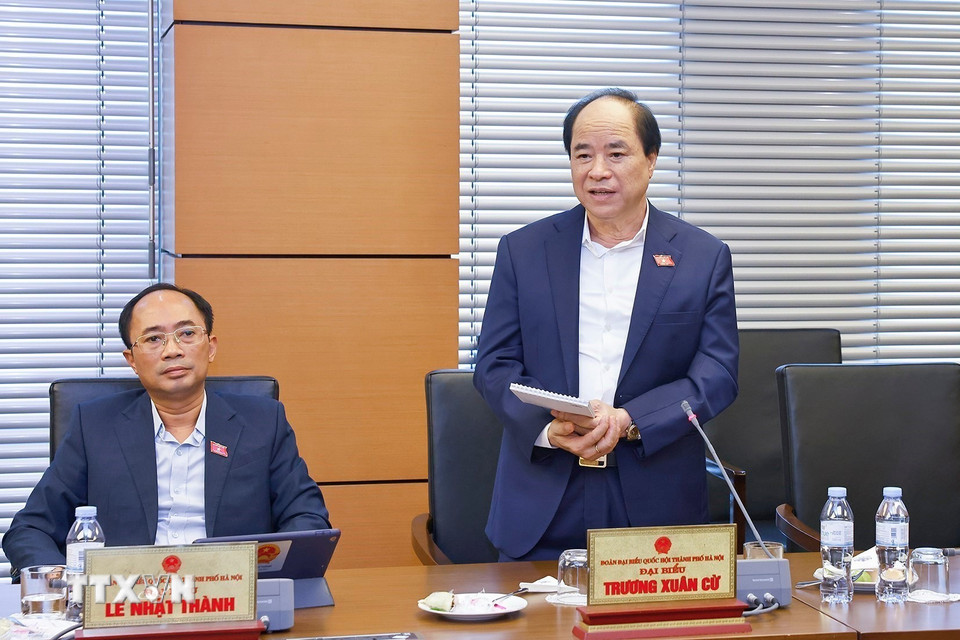 Đại biểu Quốc hội thành phố Hà Nội Trương Xuân Cừ phát biểu. (Ảnh: Doãn Tấn/TTXVN)