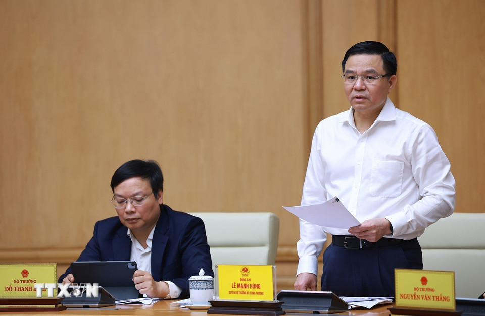 Quyền Bộ trưởng Bộ Công thương Lê Mạnh Hùng phát biểu. (Ảnh: Dương GIang/TTXVN)
