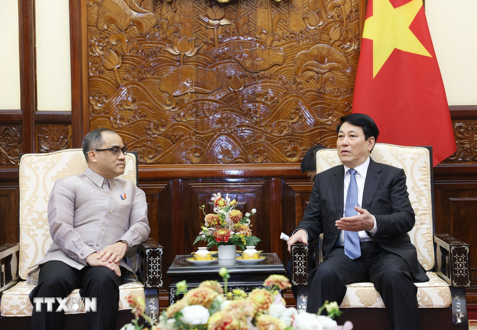 Chủ tịch nước Lương Cường tiếp Đại sứ Cộng hòa Philippines tại Việt Nam Francisco Noel R. Fernandez III. (Ảnh: Lâm Khánh/TTXVN)