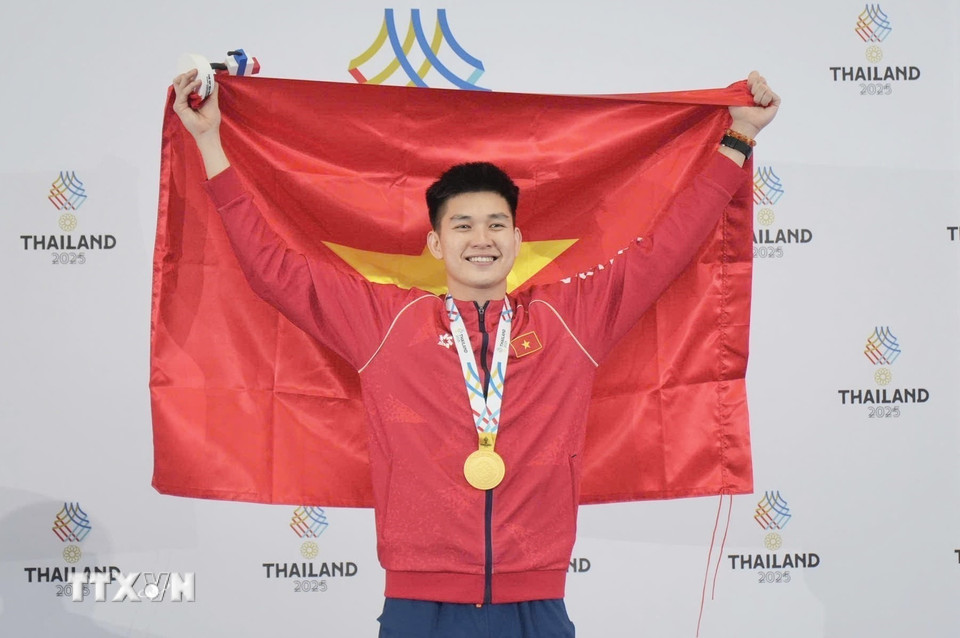 Vận động viên Nguyễn Thanh Trường thi đấu xuất sắc, giành huy chương Vàng ở hạng cân 84 kg nam. (Ảnh: TTXVN phát)