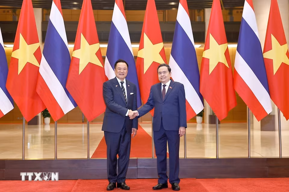 Chủ tịch Quốc hội Trần Thanh Mẫn hội kiến Thủ tướng Thái Lan Anutin Charnvirakul thăm chính thức Việt Nam và tham dự Diễn đàn Tương lai ASEAN lần thứ ba. (Ảnh: Doãn Tấn/TTXVN)