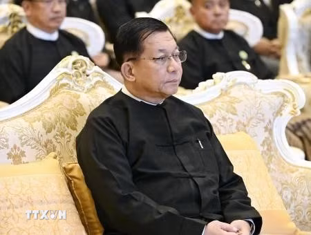 Ngày 3/4/2026, người đứng đầu chính quyền quân sự Myanmar, ông Min Aung Hlaing (ảnh), đã được bầu làm Tổng thống nước này trong cuộc bỏ phiếu tại Quốc hội, với ít nhất 293 phiếu ủng hộ trên tổng số 584 phiếu bầu, vượt ngưỡng đa số cần thiết. (Ảnh: Kyodo/TTXVN)