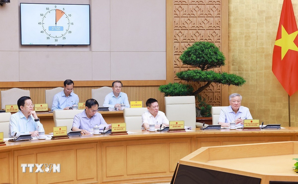 Các thành viên Chính phủ tham dự Phiên họp Chính phủ chuyên đề về xây dựng pháp luật tháng 5 năm 2025. (Ảnh: Dương Giang/TTXVN)