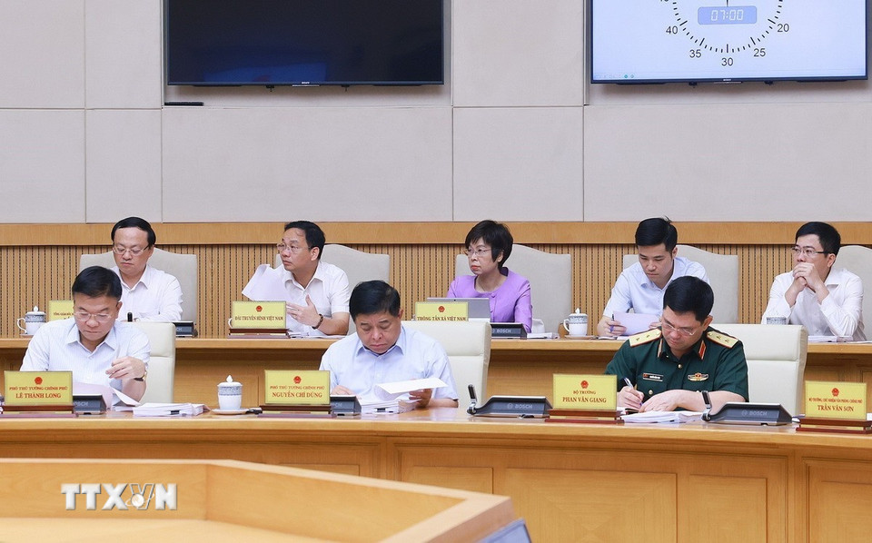 Các thành viên Chính phủ và đại biểu tham dự Phiên họp Chính phủ chuyên đề về xây dựng pháp luật tháng 5 năm 2025. (Ảnh: Dương Giang/TTXVN)