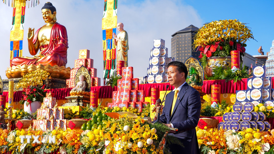 Ông Trần Khanh, thành viên Hội đồng sáng lập Tập đoàn Sun Group, phát biểu. (Ảnh: Minh Phú/TTXVN)