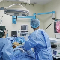 Một ca phẫu thuật ghép tạng. (Ảnh: TTXVN/Vietnam+)