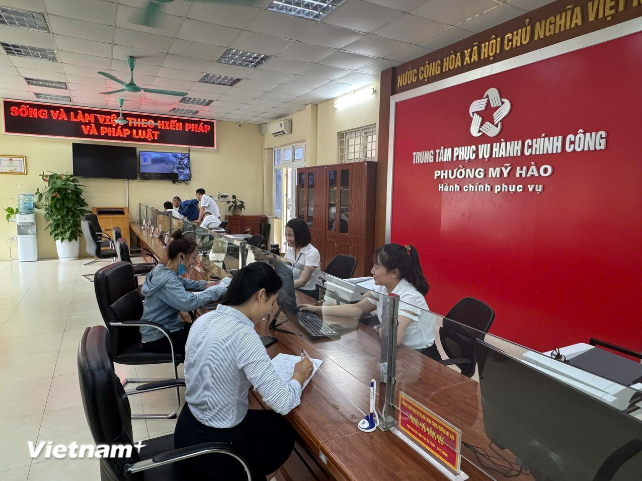 vnp-hanh-chinh-cong-2.jpg