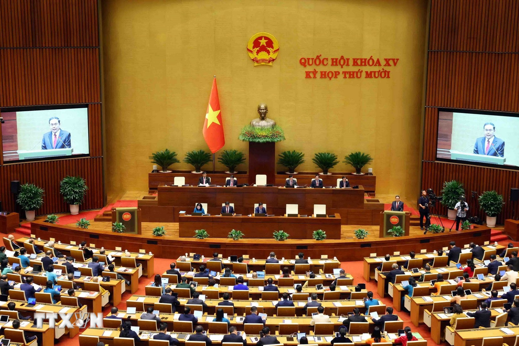 ttxvn-khai-mac-ky-hop-thu-10-quoc-hoi-khoa-xv-1.jpg