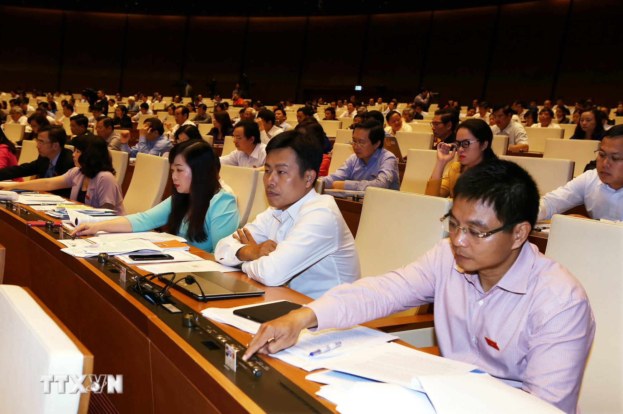 ttxvn-quoc-hoi-khoa-14-2.jpg