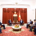 Tổng Bí thư, Chủ tịch nước Tô Lâm tiếp Đại sứ đặc mệnh toàn quyền Nhà nước Palestine Saadi Salama. (Ảnh: Thống Nhất/TTXVN)