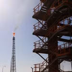Một cơ sở khai thác dầu của Iran. (Ảnh: IRNA/TTXVN)