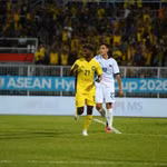 Malaysia (áo vàng) sẽ là đối thủ của Việt Nam ở bán kết ASEAN Cup 2026. (Nguồn: aseanutdfc)