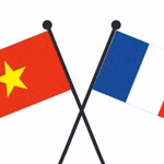Điện mừng kỷ niệm Quốc khánh Cộng hòa Pháp