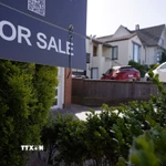 Một ngôi nhà được rao bán tại California, Mỹ. (Ảnh: THX/TTXVN)