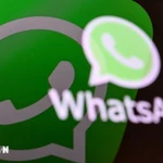 Biểu tượng ứng dụng WhatsApp trên màn hình điện thoại di động. (Ảnh: AFP/TTXVN)