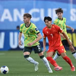 U17 Việt Nam đối đầu U17 Australia với quyết tâm chiến thắng. (Nguồn: VFF)